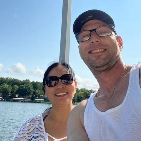 Meet your Posher, Kim - Picture 1 of 1